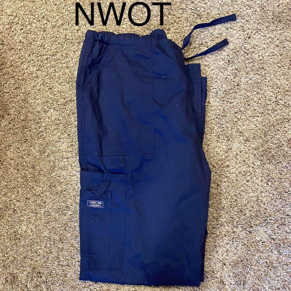 Women’s Cherokee scrub bottoms